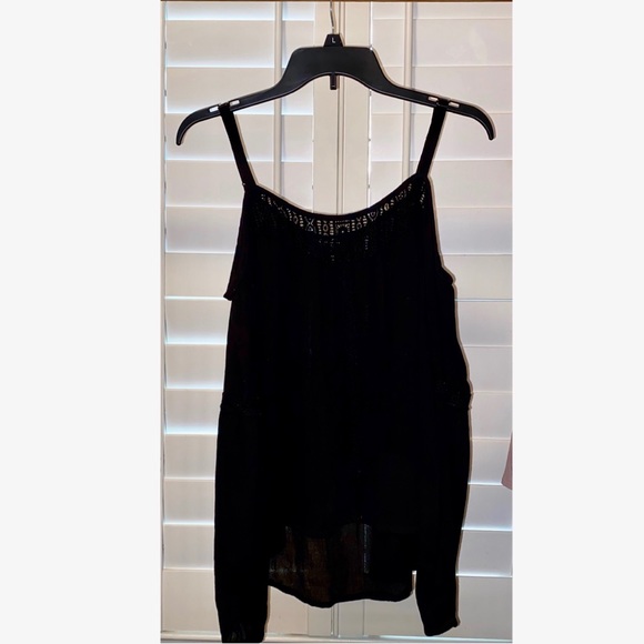 Jessica simpson long sleeve cold shoulder shirt - Picture 5 of 6